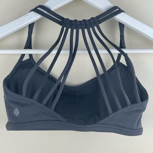 Lululemon Lighten Up Bra GREY with Pads - Picture 4 of 6